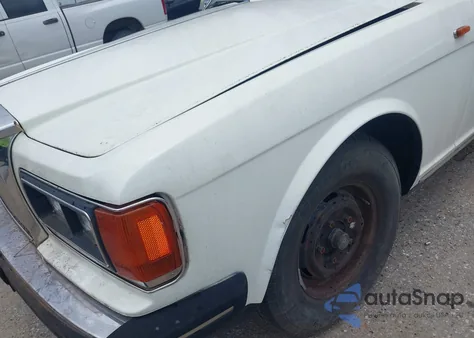 1986 Rolls-Royce Silver Spur z USA, uszkodzony, nr VIN SCAZN42A5GCX14809